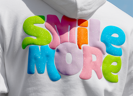 GlitterPUff_SmileMore_Model2%20copy