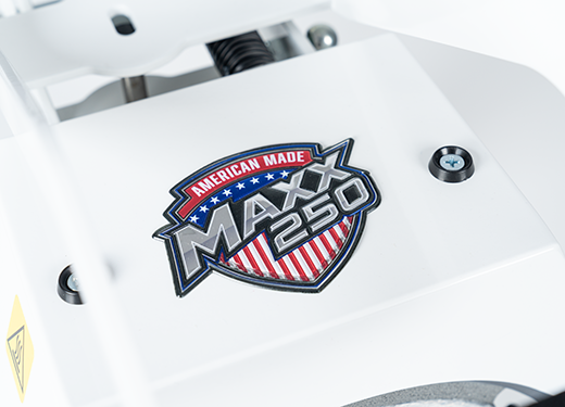 MAXX-250-Cap-Logo-Detail-07602